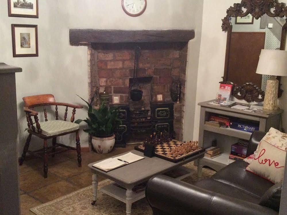 אפטון אפון סברן Old Street B&B מראה חיצוני תמונה
